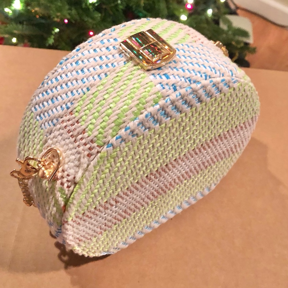 Savanna Hardbody‎ Round Woven Tri-Color Crossbody Bag Purse Chain Strap